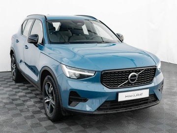 Volvo XC40 Crossover Facelifting 2.0 B3 163KM 2023 Volvo XC 40 WD1498T#B3 Plus Dark Podgrz.f I kier, zdjęcie 2