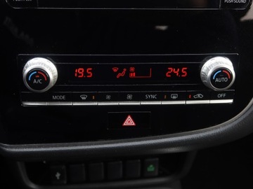 Mitsubishi Outlander III SUV Facelifting 2017 2.0 150KM 2019 Mitsubishi Outlander 2.0, Salon Polska, 4X4, zdjęcie 12