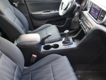 Kia Sportage IV SUV Facelifting 1.6 GDI 132KM 2021 Kia Sportage 1.6 GDI, Salon Polska, Serwis ASO, zdjęcie 8