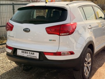 Kia Sportage III SUV Facelifting 1.7 CRDi 115KM 2015 Kia Sportage Biala perla Swietny stan Grzana kierownica 1.7 Diesel, zdjęcie 10