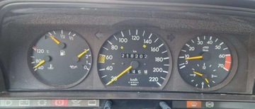 Mercedes 190 1.8 i 109KM 1993 Mercedes-Benz W201 (190) 1.8I Klima Z Grecji Bez Rdzy SportLine 1.8 Benzyna, zdjęcie 11