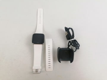 Умные часы Fitbit Versa Lite Edition, серебряные часы