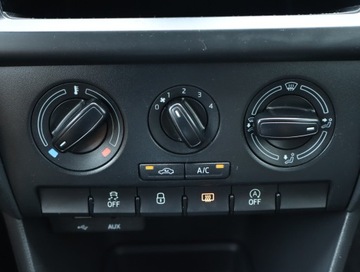 Skoda Rapid II Spaceback 1.2 TSI 90KM 2017 Skoda Rapid 1.2 TSI, Salon Polska, DSG, Klima, zdjęcie 12