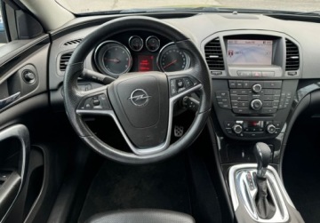 Opel Insignia I Sedan 2.0 CDTI ECOTEC 160KM 2010 Opel Insignia 4x4. skory, bezwypadkowy, automat 2.0 Diesel 160KM, zdjęcie 14