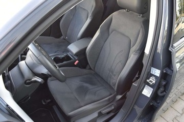 Volkswagen Golf VIII Variant 1.5 eTSI 150KM 2024 Volkswagen Golf SalonPL 1.5eTSI 150KM Variant DSG Pakiety ACC ALU17 Gwaran, zdjęcie 27