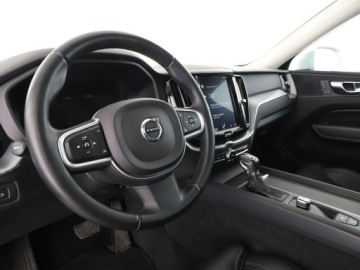 Volvo XC60 II Crossover D4 190KM 2018 Volvo XC 60 automat full LED skóra el. fotele z, zdjęcie 13