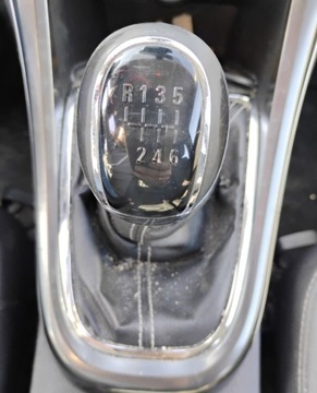 Opel Astra J Sports Tourer 1.7 CDTI ECOTEC 110KM 2011 Opel Astra 2011r, 1.7 CDTI. Uszkodzony lewy przod. Pali 1.7 Diesel 110KM, zdjęcie 13