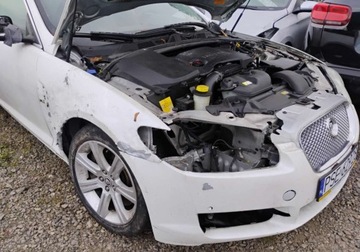 Jaguar XF I Sedan 3.0D V6 210KM 2010 Jaguar XF 2010r, 3.0 Diesel. AUTOMAT. Lekko uszkodzony prawy przod. 3.0, zdjęcie 21