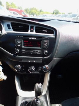 Nissan Qashqai II Crossover 1.6 dCi 130KM 2014 KIA CEE&#039;D 1.6 CRDI-128! Relingi! Salon Polska! Niski przebieg! 2014, zdjęcie 10