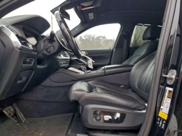 BMW X6 G06 M SUV 4.4 M50i 530KM 2021 BMW X6 2021 BMW X6 M50I 4.4 Benzyna 530KM, zdjęcie 6