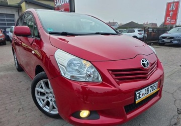 Toyota Verso Minivan 1.8 Valvematic 147KM 2009 Toyota Verso 1.8Benzynaserwisbogata wersjapanorama dach 1.8 Benzyna