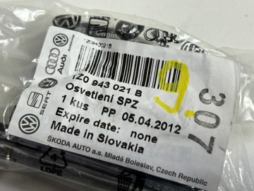 LAMPA OSVĚTLENÍ TABULKY OCTAVIA II ROOMSTER