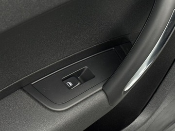 Audi A1 I Hatchback 3d 1.4 TFSI 122KM 2013 Audi A1 Sportback 1.4 TFSI Bezwypadkowy Zadbany 1.4 Benzyna 122KM, zdjęcie 28