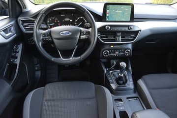Ford Focus III Sedan Facelifting 1.0 EcoBoost 125KM 2018 Titanium* Navi* Alufelgi* Radar* Asystent* Car Play* Gwarancja* BLACK WEEK, zdjęcie 19