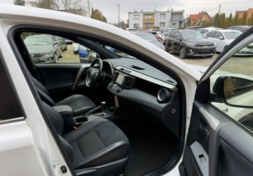 Toyota RAV4 IV 2016 Toyota RAV4 2,5 Hybrid 155KM Navi Klima 2xPDC Kamera Xenony 2.5 155KM, zdjęcie 24