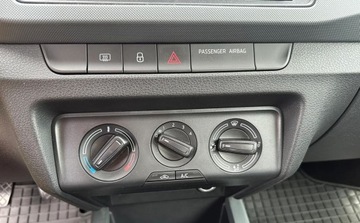 Skoda Fabia III Kombi 1.0 MPI 75KM 2018 Skoda Fabia 2018r, Klima Zarejestrowana w Polsce, VAT-marza Benzyna 75KM, zdjęcie 25