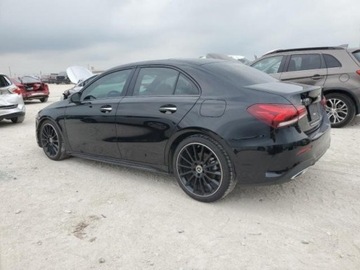 Mercedes Klasa A W177/V177 2022 Mercedes-Benz Klasa A 220, 2022r., 2.0L 2.0 Benzyna 188KM, zdjęcie 3