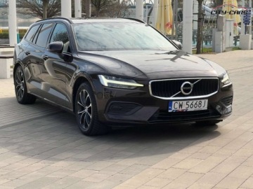 Volvo V60 I Kombi Facelifting 2.0 D3 DRIVE-E 150KM 2018 Volvo V60 2.0 Diesel 150KM LIFT Lakier w orygiale Bardzo zadbane, zdjęcie 10