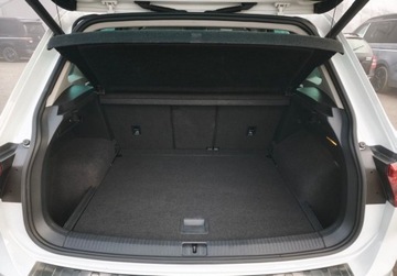Volkswagen Tiguan II SUV 2.0 TDI 190KM 2017 Volkswagen Tiguan Highline 4Motion Pakiet Premium, GPS, Active Info Displ, zdjęcie 9