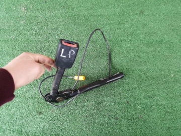 FORD FOCUS MK1 НАТЯЖИТЕЛЬ РЕМНЯ СИДЕНЬЯ СЛЕВА СПЕРЕДИ