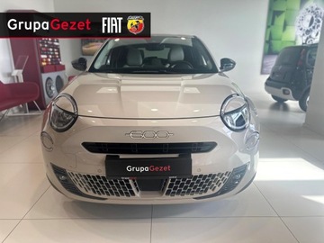 Mercedes 2025 Fiat 600 Hybryda 1.2 110KM od reki, zdjęcie 3