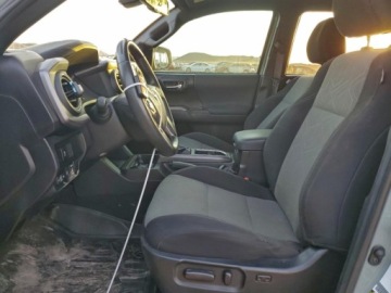 Toyota Tacoma II 2022 Toyota Tacoma DOUBLE CAB, V6, 4x4, od ubezpieczalni 3.5 Benzyna 278KM, zdjęcie 6