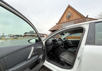 Citroen 2021 Citroen C4 Citroen C4 1.2 PureTech Feel Pack SampS EAT8 1.2 Benzyna, zdjęcie 8