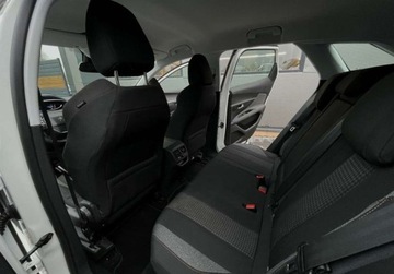 Peugeot 3008 II Crossover 1.2 PureTech 130KM 2017 Peugeot 3008 II LED 1.2 e-THP 130KM gwarancja MANUAL 1.2 Benzyna, zdjęcie 19