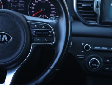 Kia Sportage IV SUV 2.0 CRDi 136KM 2017 Kia Sportage 2.0 CRDi, Salon Polska, Serwis ASO, zdjęcie 23