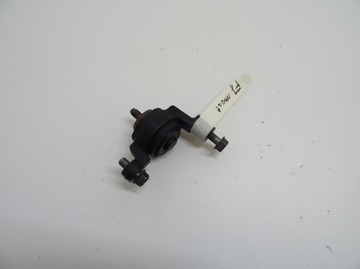 TOYOTA FJ CRUISER 4.0 ULOŽENÍ UCHYCENÍ NÁPRAVA REDUKTOR PŘEDNÍ PŘEDNÍHO