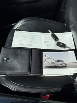 Peugeot 3008 I Crossover 2.0 Hybrid4 200KM 2013 Peugeot 3008 HYBRYDA 200 KONI AUTOMAT SKORY 4X4 PARKTRONIC HEAD-UP PANORAMA, zdjęcie 24