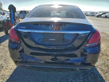 Mercedes Klasa C W205 2020 Mercedes-Benz Klasa C 300 2020 2.0 Benzyna 255KM, zdjęcie 2