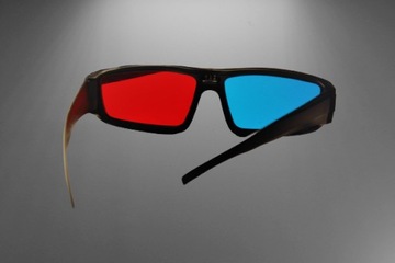 Пластиковые 3D-очки (красные/синие)