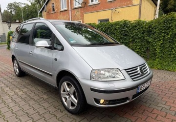 Volkswagen Sharan II Van 2.0 TDI-CR BMT 140KM 2010 Volkswagen Sharan Volkswagen Sharan 2.0 TDI Comfortline 2.0 Diesel 140KM, zdjęcie 10
