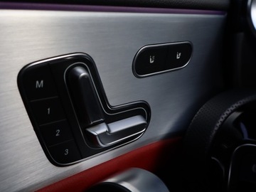 Mercedes Klasa A W177/V177 Hatchback 2.0 250 224KM 2018 Mercedes A A 250, Salon Polska, Serwis ASO, zdjęcie 18