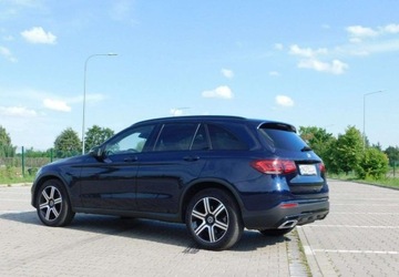 Mercedes GLC C253 SUV Facelifting 2.0 200d 163KM 2021 Mercedes-Benz GLC 4Matic z Gwarancja Model 2022 2.0 Diesel 163KM, zdjęcie 2