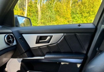 Mercedes GLK Off-roader Facelifting 220 CDI BlueTEC 170KM 2013 Mercedes-Benz GLK Mercedes-Benz GLK 220 CDI BlueEff 4-Matic 2.1 Diesel, zdjęcie 25