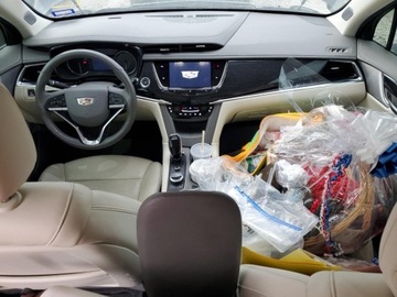 Cadillac 2021 Cadillac XT6 Premium Luxury 2021 3.6l 3.6 Benzyna 310KM, zdjęcie 5