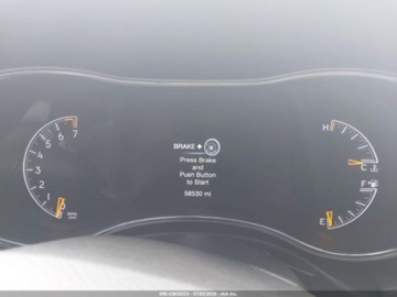 Jeep Grand Cherokee IV 2021 Jeep Grand Cherokee 80Th Anniversary 2021 3.6l 3.6 Benzyna 293KM, zdjęcie 11