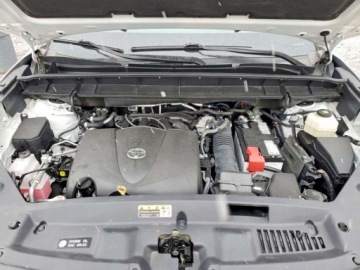 Toyota Highlander III 2022 Toyota Highlander XLE 2022 3.5 Benzyna 295KM, zdjęcie 6