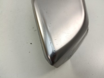 YAMAHA XSR 700 ЛЕВАЯ КРЫШКА ЗАЛИВНОЙ ГОРЛОВИНЫ БАКА