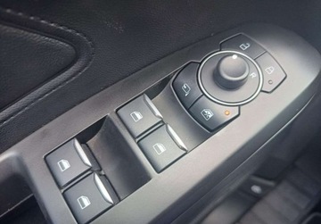 Ford Focus IV 2024 Ford Focus BLACK WEEK 1.0 EcoBoost Hyb 155KM TitaniumX Pakiet Winter Salon, zdjęcie 23