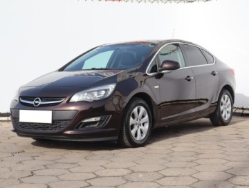Opel Astra J Sedan 1.4 Turbo ECOTEC 140KM 2018 Opel Astra 1.4 T, Salon Polska, Serwis ASO, GAZ, zdjęcie 1