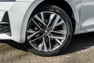 Skoda Octavia IV Liftback 1.5 TSI EVO 150KM 2026 Škoda Octavia Skoda Octavia Combi Sportline 1.5, zdjęcie 9