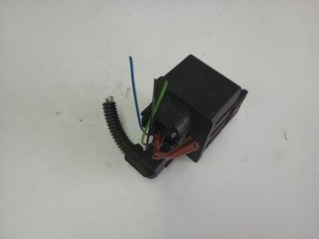 BOSCH RELÉ 55250747 0281003065 EVROPA