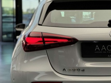 Mercedes Klasa A W177/V177 Hatchback Facelifting 2.0 200d 150KM 2023 Mercedes-Benz Klasa A 200 d Progressive Kamera cofania CarPlay Android, zdjęcie 31