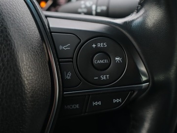 Toyota Camry IX Sedan 2.5 Hybrid Dynamic Force 218KM 2020 Toyota Camry 2.5 Hybrid, Salon Polska, Serwis ASO, zdjęcie 18