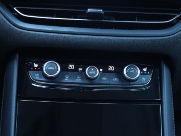 Opel 2022 Opel Grandland Plug-in Hybrid4, Salon Polska, zdjęcie 12