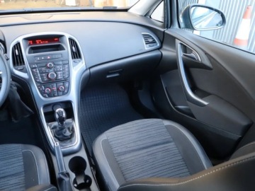 Opel Astra J GTC 1.4 100KM 2014 Opel Astra 1.4 16V, Salon Polska, Klima, zdjęcie 7