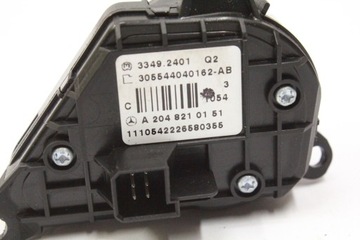 KNOFLÍKY ŘÍDÍCÍ MERCEDES-BENZ E COUPE (C207) A2048210151 2.1L DIESEL